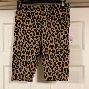 WILD FABLE - 8” Leopard Bike Shorts (M)
